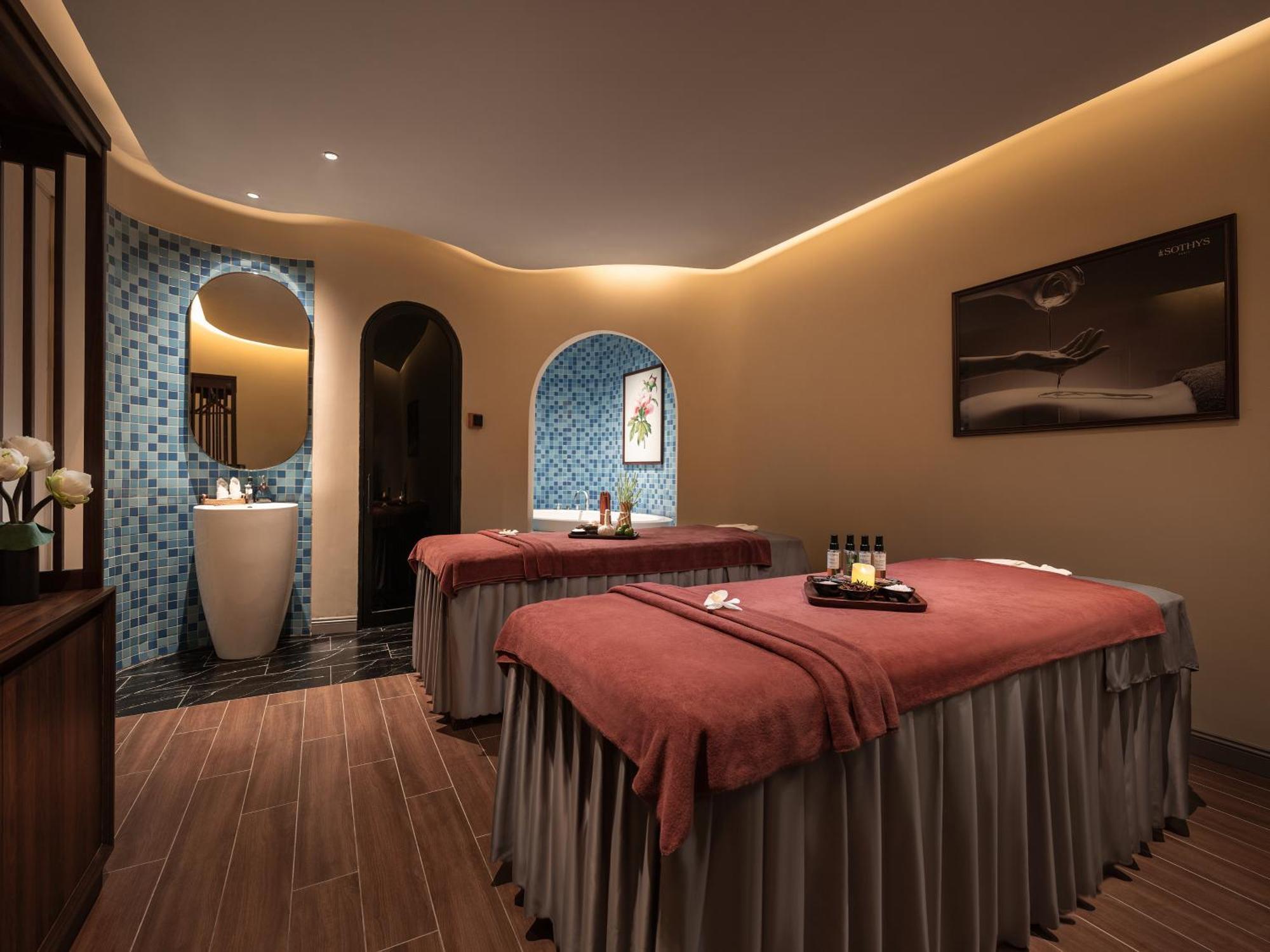 Classyc Hotel Hanoi Bagian luar foto